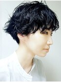 【ショート/黒髪×ウエット×外ハネmixパーマ】