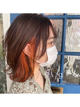 ジジ ヘアワークス(gigi hair works) インナーブリーチ×もみあげカラー