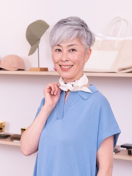 えがお美容室 【えがお美容室】40代50代に人気☆白髪も素敵なヘルシーショート