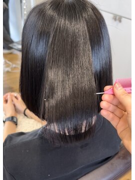 ルッツ(Lutz. hair design) 髪質再生バイカルテ【千代田彩夏】