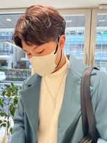 ガーデンヨコハマエスト(GARDEN YOKOHAMA est)&nbsp;カルマパーマ　似合わせカット　センターパート　メンズ