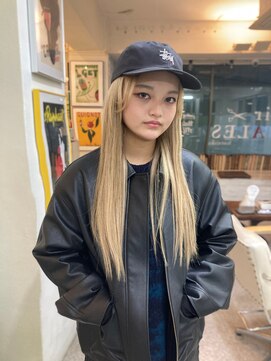 ヘアー アレス(hair ales) ブロンドロング　エクステ　ブロンド　金髪　ミルクティー