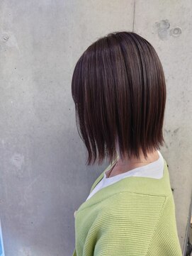 ソロ(soLo) まとまりボブ×ラベンダーカラー×髪質改善