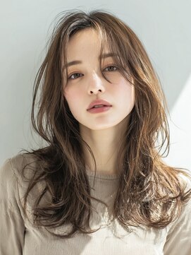 エダ 鎌倉(edA.) 小顔ロング＃髪質改善＃白髪ぼかし＃鎌倉＃40代＃グレージュ