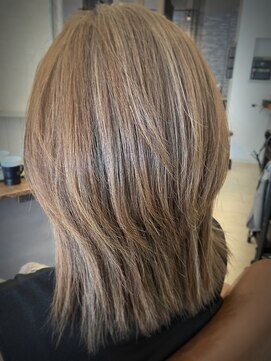 クティエ(Cuthie) レイヤー/小牧/髪質改善/トリートメント