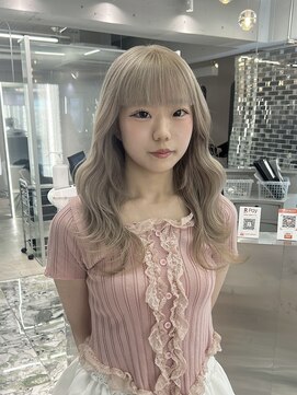 ジーナリア(Xena ria) 《Kaede》やわらかミルクティーベージュ