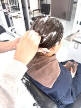 スキャルプクリアソープを頭皮全体に