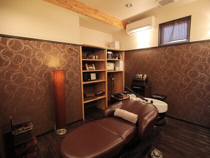 ファミリーズ 竹の山店の写真