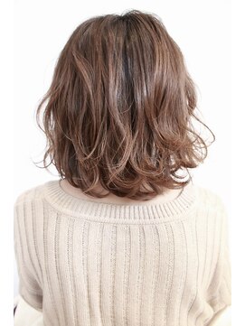 エピック(epic) epic hair 大人のガーリーミディカール