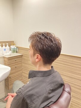 銀座マツナガ 神田店 30代40代大人オシャレ束感ツーブロック刈り上げ