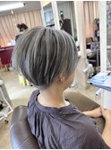白髪ぼかし/ハイライト/ブリーチ/ショート/ヘッドスパ