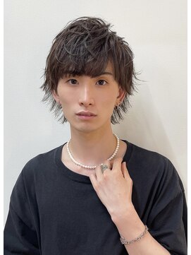 ルーム(Room) マッシュウルフ/メンズカット/ウルフ/束感カット/MIXパーマ