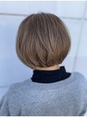 30代女性 ハイトーン×ブラウンベージュ