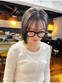 オリーブベージュ ボブヘア リップライン【山崎 輝】