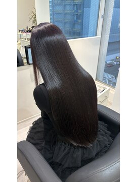 エミュスト(Emuest) ◯ 髪質改善　髪質改善トリートメント　心斎橋　ダークカラー