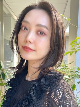 ビュートリアム 南青山(BEAUTRIUM) ストレートレイヤー 前髪なしお顔まわりレイヤー 表参道30代40代