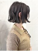 ハッシュカットレイヤーカットグレージュブリーチ無し
