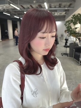 ソピ 名古屋名駅(sopi by invitation) ブリーチカラー チェリーピンク くびれヘア ぱっつん前髪