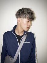 BURGメンズカットアップバングスパイキーショートスキンフェード