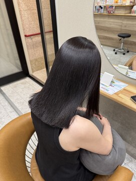 シカ 神戸三宮元町店(Cica) 縮毛矯正 ストレート 神戸三宮元町 髪質改善 癖毛 美髪