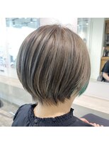 リタ(rita.) ひし形小顔丸みショート 荻原圭介