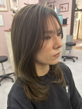 小顔カット×レイヤー×韓国×オリーブグレー×髪質改善
