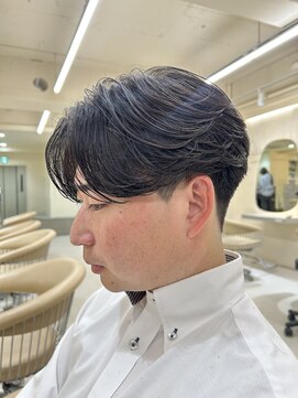 ニコ トウキョウ ヨコハマ(nico) メンズセンターパートウルフセンターパートニュアンスパーマ襟足