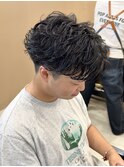 フェザーだけど動きも出せるパーマ!