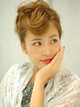 プラセル (placer) パーティーで主役になれるクラシックなドレスアップヘア