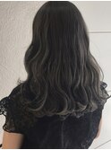 光に透ける透明感カラー】ホワイトブルーアッシュ波ウェーブヘア