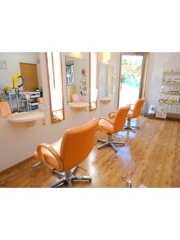 【三原】柔らかな人柄のスタッフがお出迎え♪夫婦で営むアットホームサロン＜エンジェループ美容室＞