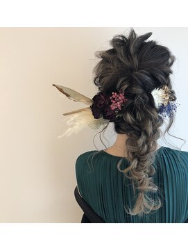 カシェ シモムラ(Cashe'e SHIMOMURA) 猿渡風編みおろしアレンジ