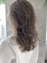 ケアリー 武蔵小杉(Carelly) 前髪かき上げイメチェンイヤリングカラーラベンダーカラーくびれ