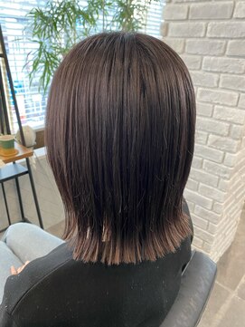 アールフランプラス(arFranc+) ボブ×シルバーベージュ