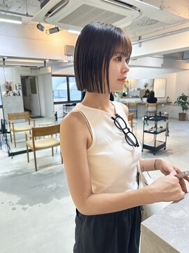 フェイヴィーズ(FavyS) パツッとヘルシーブラウンボブ