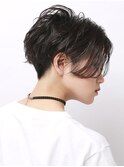 多毛解消ツーブロックハンサム刈り上げ女子大人ショート前下がり