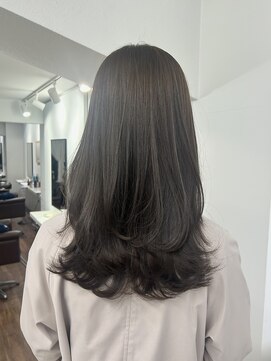 インビテーション(invitation) オリーブグレージュ