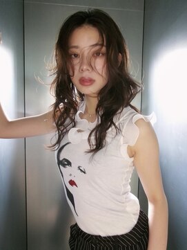 ディープシー(Deep Sea) ロングヘア/レイヤーカット/海外ヘア