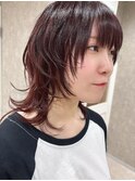 ワインレッドボルドーミディアムウルフハッシュカット
