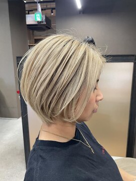 ナナ なかもず店(nana) ハイトーンショートボブ