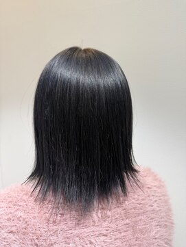 ヘアリラクゼーション クインズベリー(Hair Relaxation Queen's Berry) レイヤーカット 10.31デザインカラー