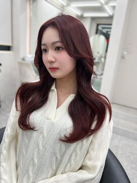 ロール 博多(Role) 縮毛矯正/髪質改善/ミディアムレイヤー/酸性ストレート/透明感