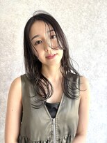 エン(enn...)&nbsp;顔周りカット/似合わせカット/ローレイヤーカット/暗髪