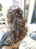 ロカット サロン(Roquat Salon)&nbsp;ふんわりハーフアップアレンジ【ヘアアレンジ　立川/立川南/袴】