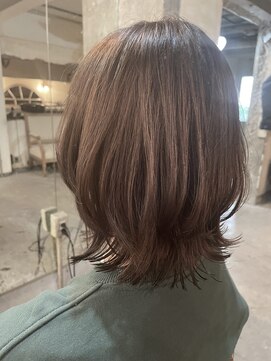 ロイジー(roijir) 【roijir 表参道】ミディアムウルフ×オリーブグレー