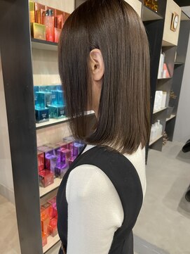 シュウ(SHU) ミディアム・ボブ♪