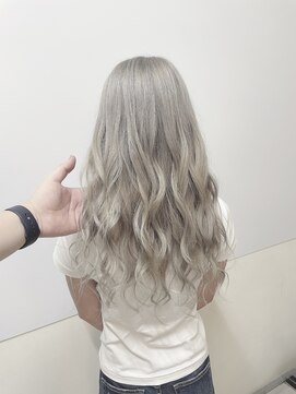 レグノ(Regno) ホワイトシルバー