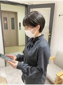ナチュラル耳掛けマッシュショート　