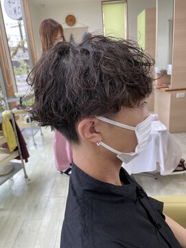 シュウ 安城店(Shu) 波打ちパーマ