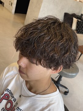 アビー(ABEY) 波巻きスパイラルパーマ刈り上げマッシュ